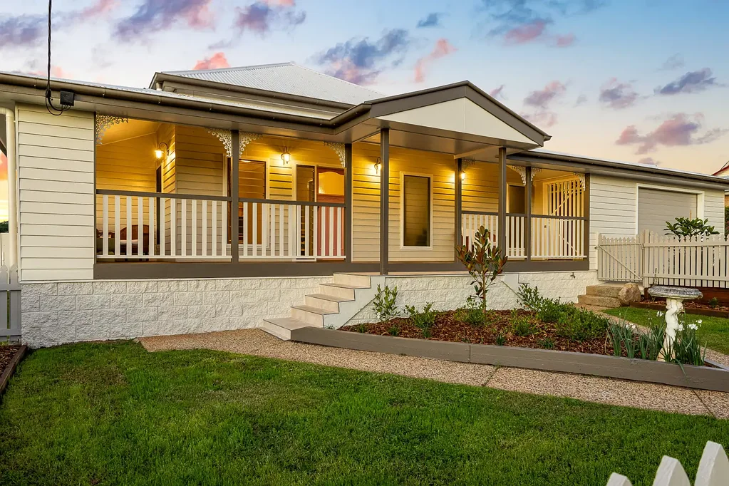 Gympie 5房  Timeless Character, Modern Luxury & Exceptional Dual Living