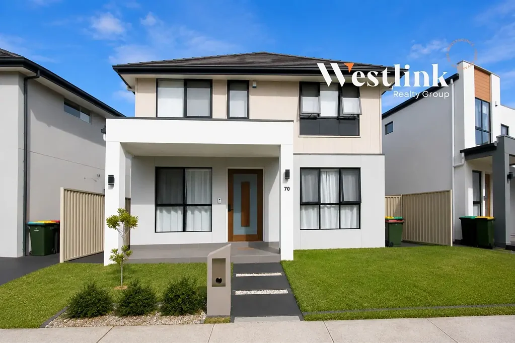 Fresh, Spacious, and Stylish: The Ultimate Modern Family Home