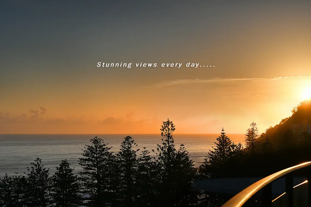 Burleigh Heads 3غرفة نوم Luxury Beachfront Living with Panoramic Ocean, City Skyline & Hinterland Views