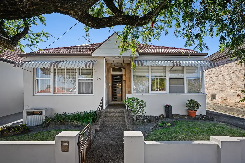 25 Canterton Street, Hurlstone Park, NSW 2193
