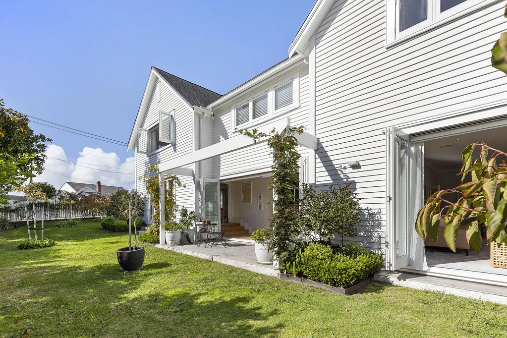 Saint Heliers 4Kwarto ELEGANT RENOVATED FAMILY HOME - MOMENTS TO BEACH