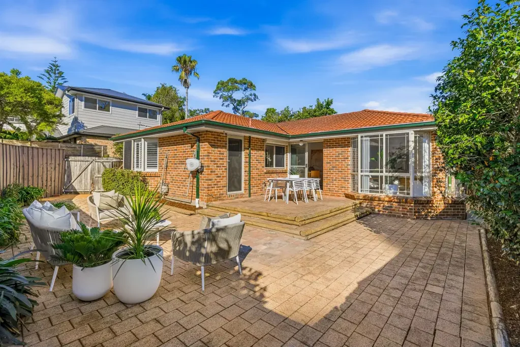 15A Deakin Street, Forestville, NSW 2087