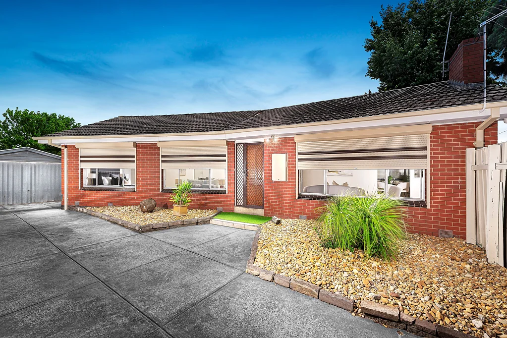 15 Lloyd Avenue, Epping, VIC 3076