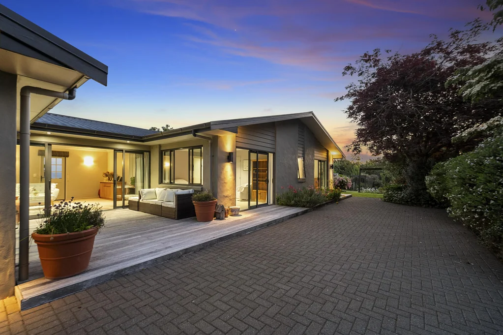 Hamurana 5ห้องนอน Lake Views, Luxury and Lifestyle