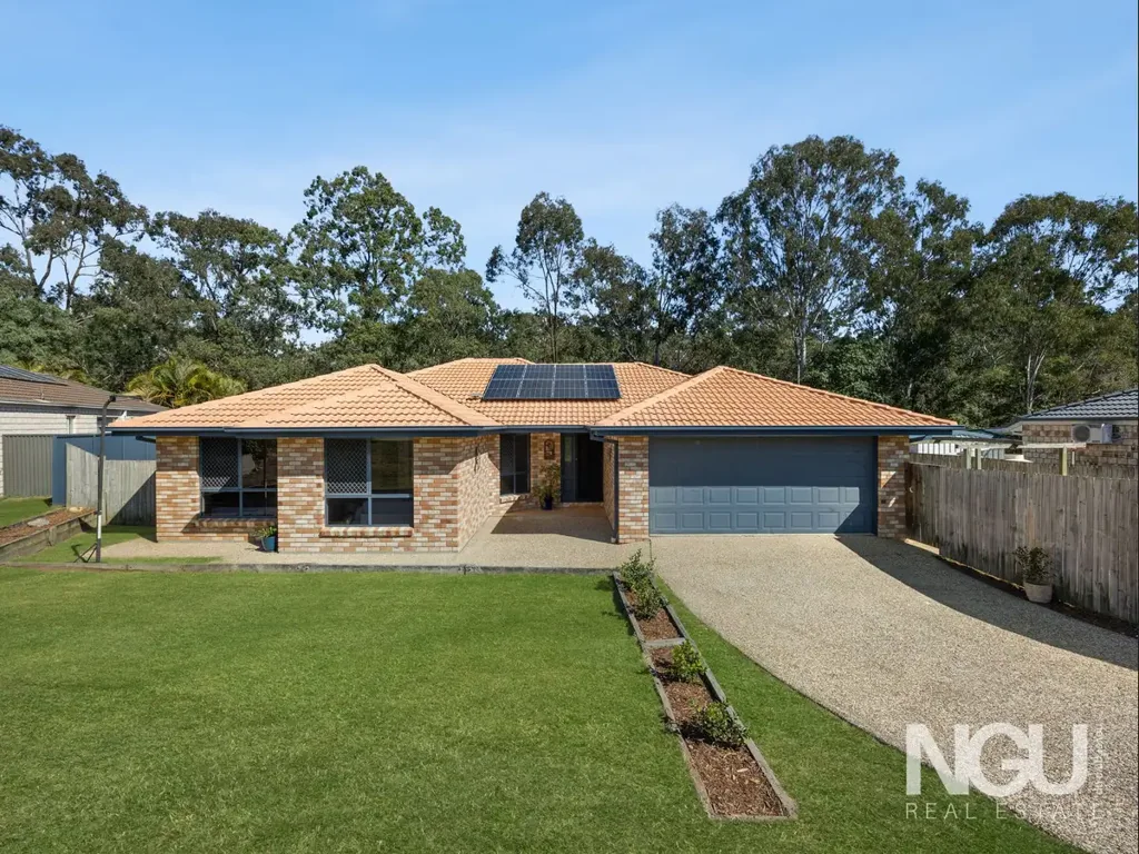 Springfield 4Kwarto EXTENSIVELY UPDATED THROUGHOUT & READY TO CALL HOME!