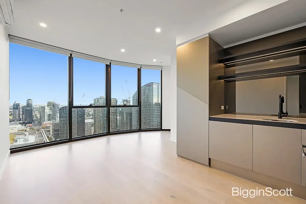 Sophisticated City Living in Premier Tower