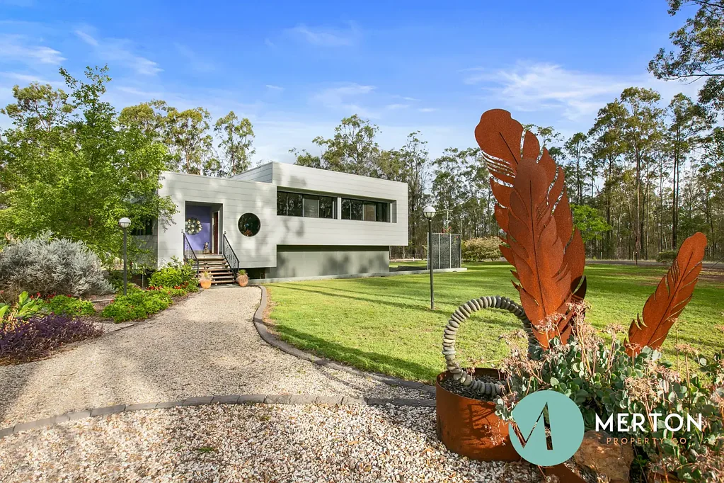 Glenwood  Architecturally Designed Retreat with Stunning Shed & Acreage Appeal