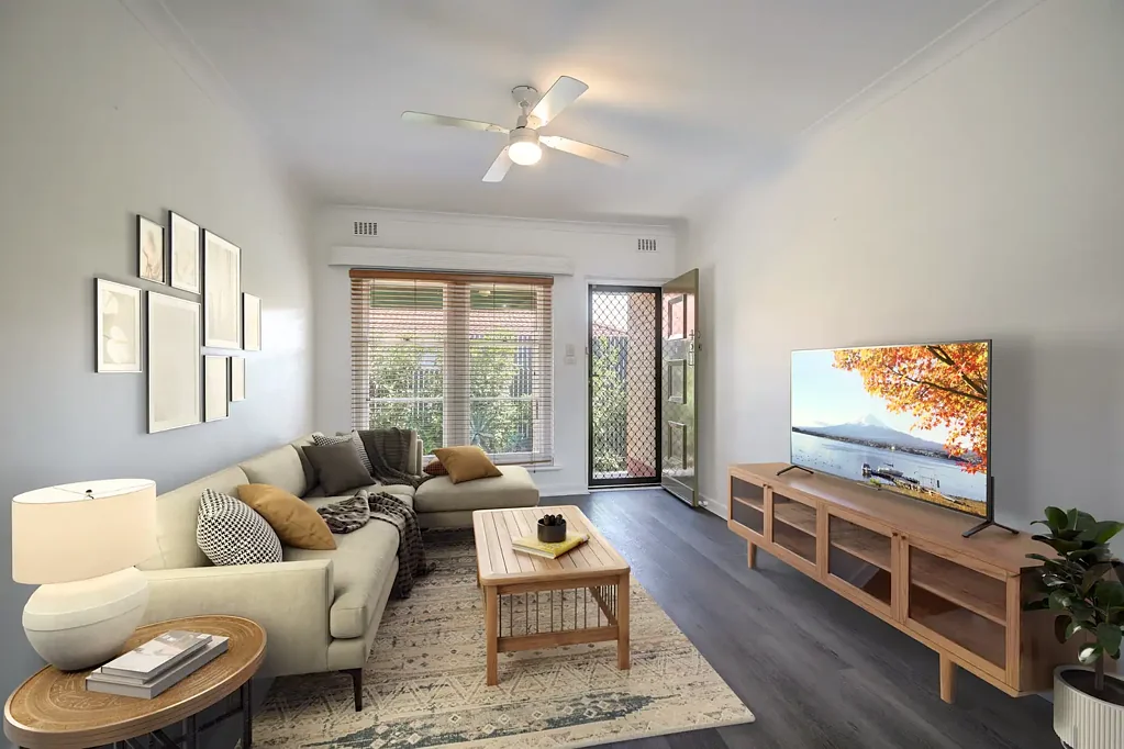 Hove 2Moenga Prime Coastal Location Ready to Move in or Savvy Investment
