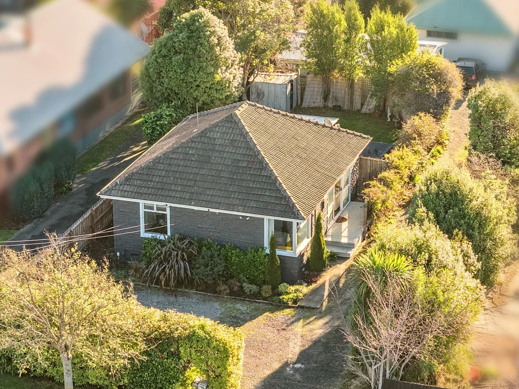 Woolston 2chambre Sunny, Sweet, and Superbly Located