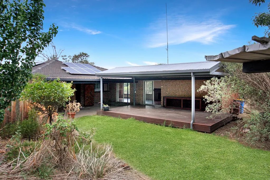 RURAL LIVING AT IT'S BEST