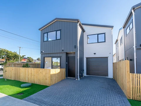 Papatoetoe 4房  PRESENTING ALL OFFERS
