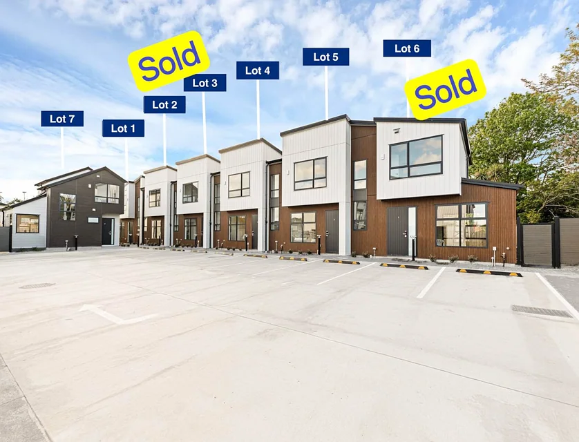 Lot6/83-87 Cascades Road, Pakuranga Heights, Manukau City, Auckland, 2部屋, 2バスルーム, Townhouse