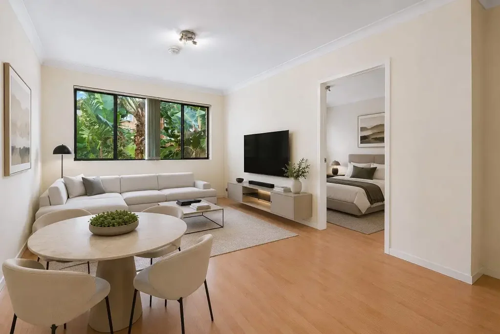 Stylish Split Level Apartment in an Unbeatable City Fringe Location