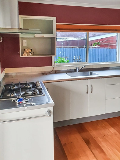 Papakura - Stand Alone 2 Bedroom House