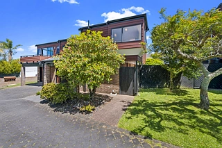 1/11 Faulkner Road, Northcote Point, North Shore City