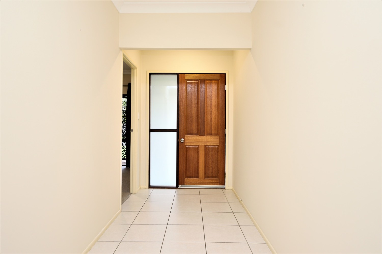 8 FRETWELL RD, WHITE ROCK QLD 4868, 0房, 0浴, House