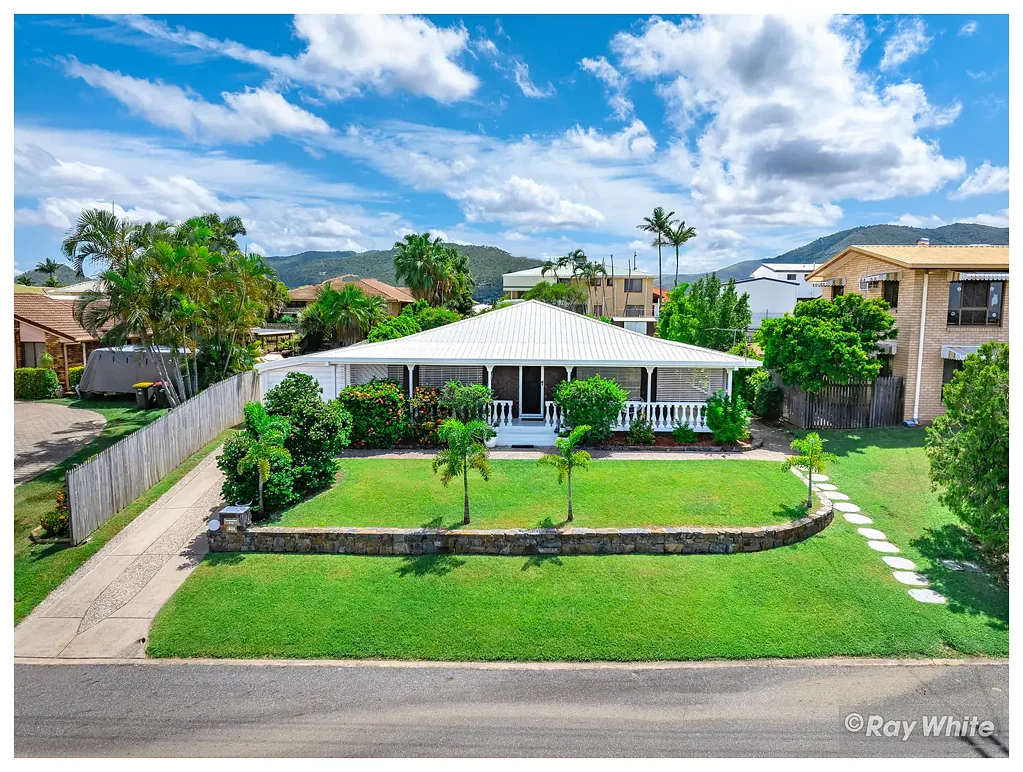 406 Feez Street, Norman Gardens, QLD 4701