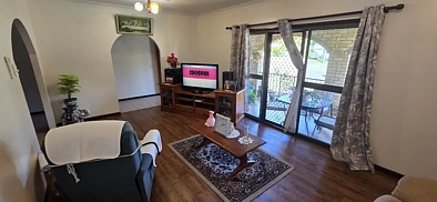 लिविंग रूम - 24 Ardrossan, Ingham, QLD 4850