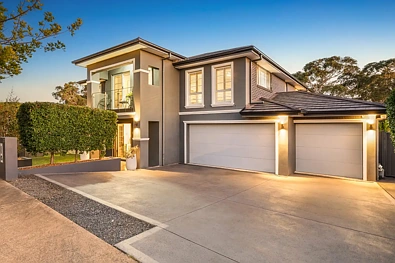 North Kellyville 6房 建筑师设计的家庭绿洲，占地 1,518 平方米，拥有度假村式户外生活区 Architect Designed Family Oasis on 1,518sqm with Resort Style Outdoor Living