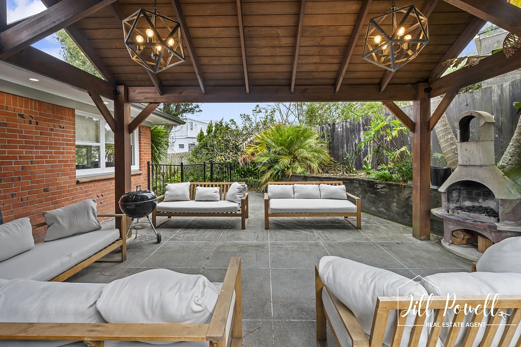 Maungaturoto 5Kwarto Fathers Day Open Home - You're invited!