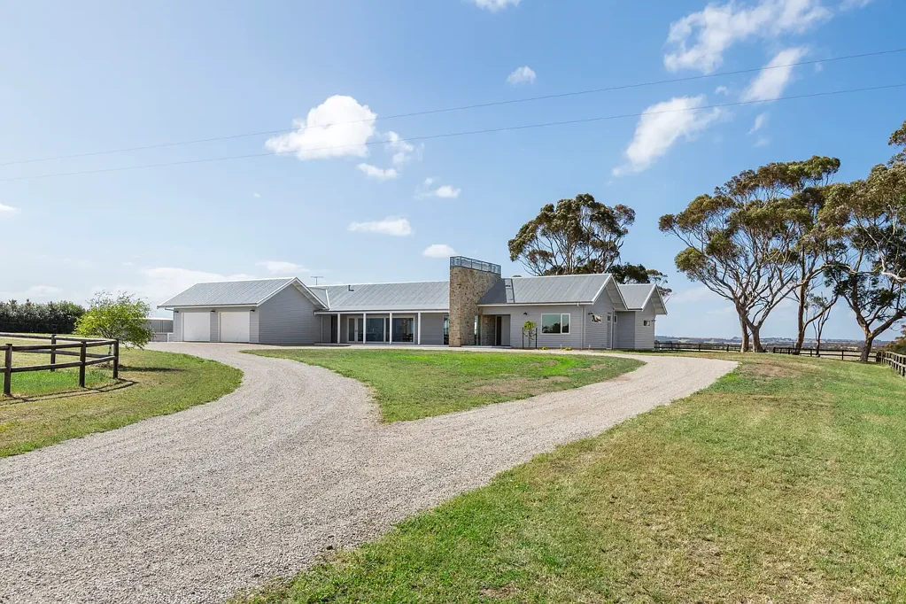 Paraparap Rural Luxury - Generous Vendor Terms Available