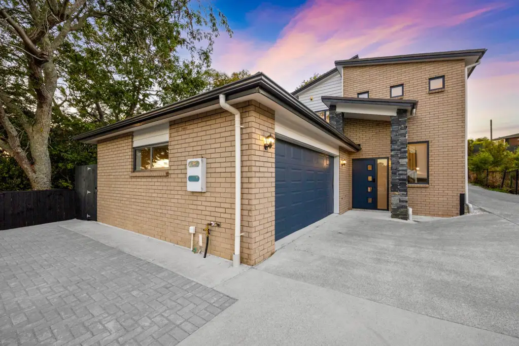 New Windsor 4 Bedroom Refreshed & Spacious Family Haven