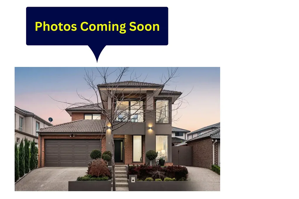 Greenvale 5ਬੈੱਡਰੂਮ Five Bedrooms, Two Masters, Two Driveways, City Views & Space for Everyone!