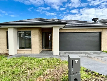 7 Cobain Way, Cranbourne East, VIC 3977, 4房, 2浴, House