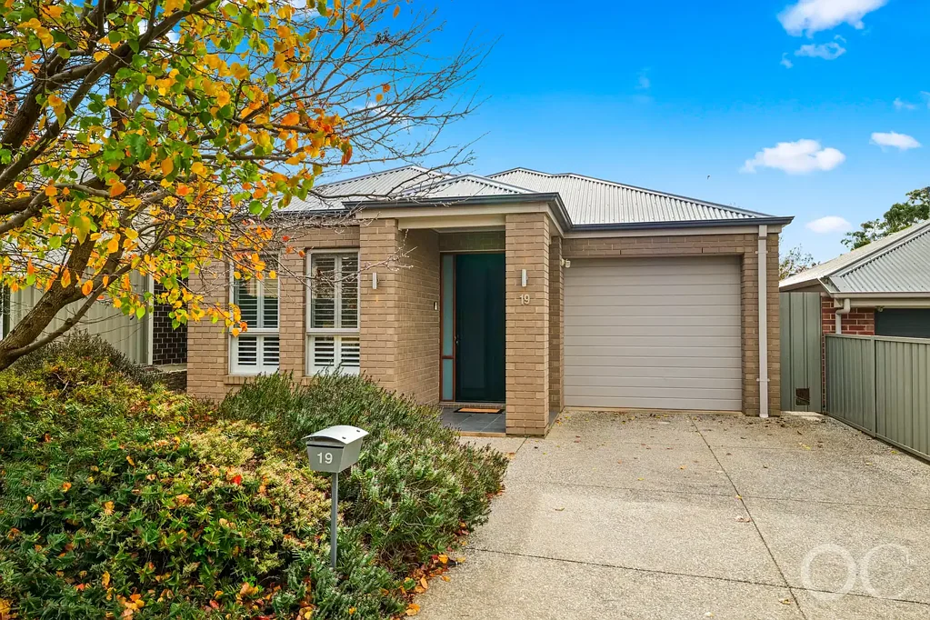 Mclaren Vale 3 Slaapkamer Open the Door to a Polished McLaren Vale Villa With the Village at Its Feet