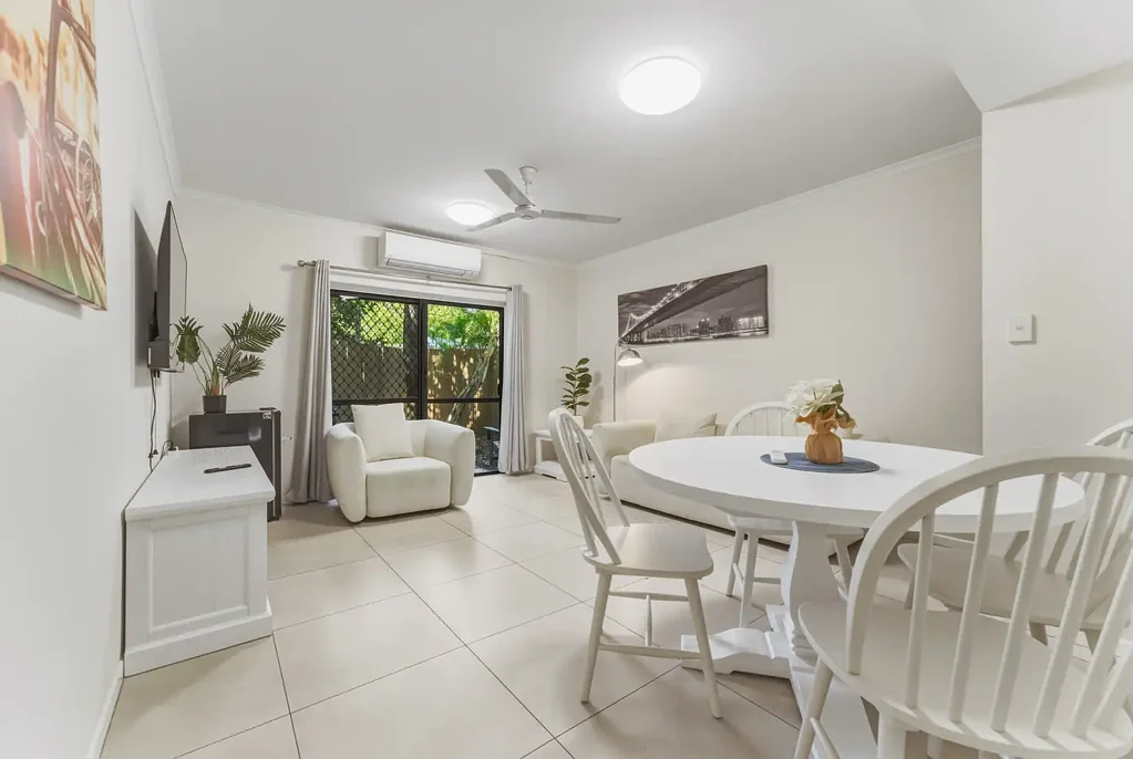 Stylish Fully Furnished Living with an Exceptional Courtyard