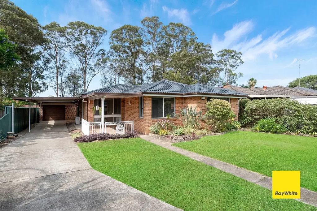 Convenient house in a cosy street near amenities