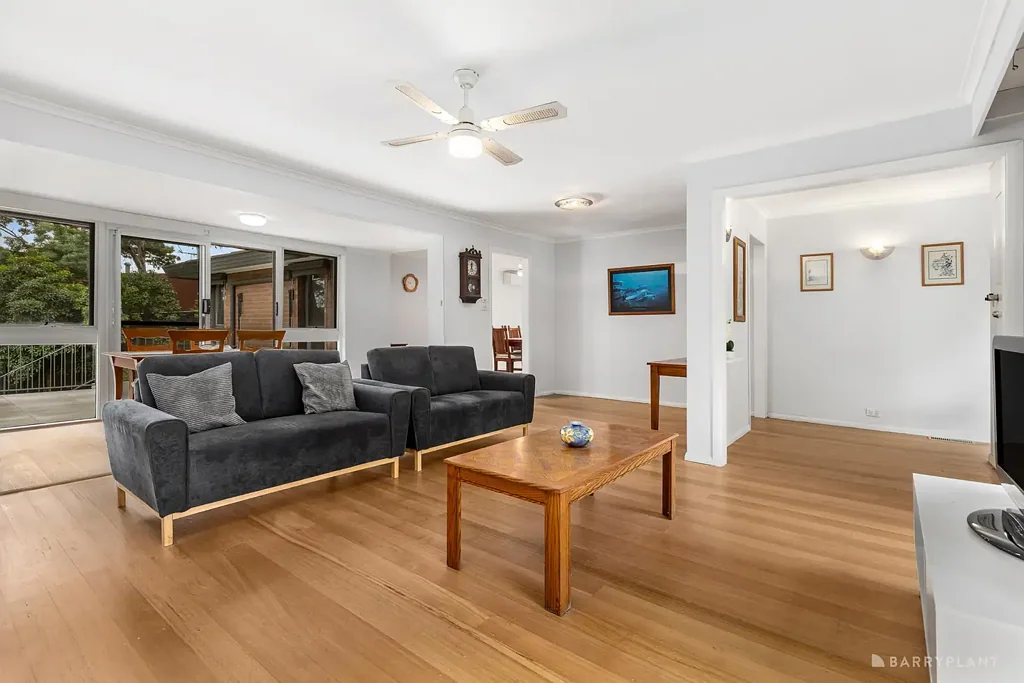 Bulleen 3Zimmer Family Comfort and Lifestyle in Prime Bulleen Location