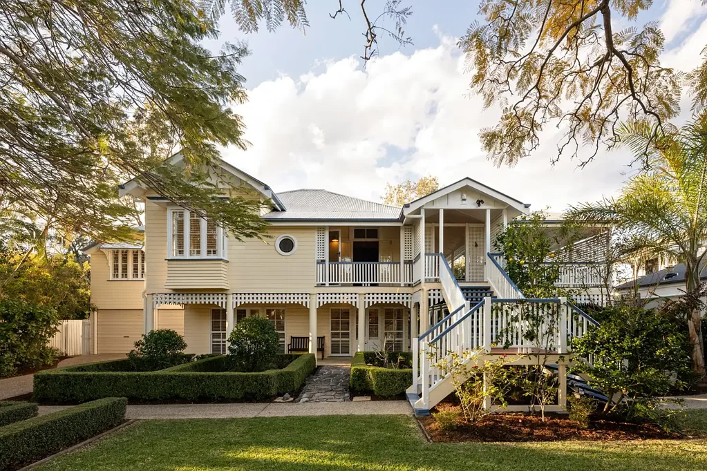 Graceville 6 Bedroom GRACEVILLE GRANDEUR: WHERE TIMELESS QUEENSLANDER CHARM MEETS MODERN LUXURY