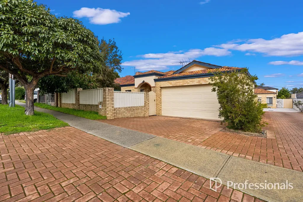91A Hillsborough Drive, Nollamara, WA 6061