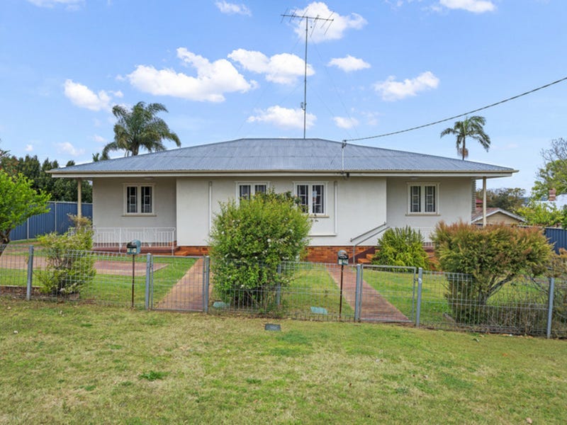 24 CHILCOTE ST, NORTH TOOWOOMBA QLD 4350, 0 غرف, 0 حمامات, House