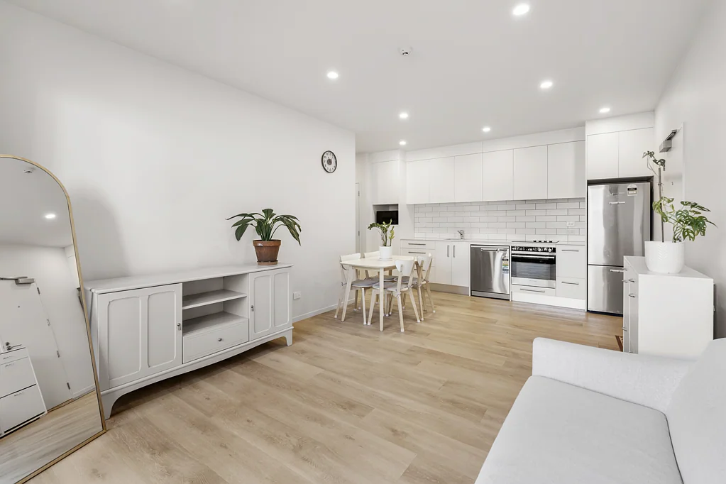 Northcote 2ਬੈੱਡਰੂਮ Priced to Sell - Act Fast!
