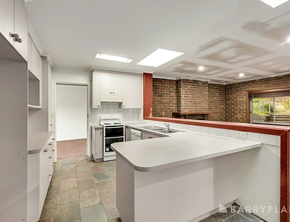 9 Bainbridge Court, Kilsyth, VIC 3137, 3房, 1浴, House
