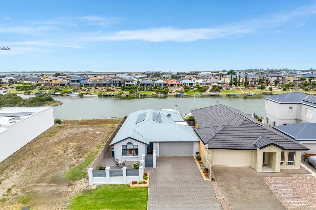 49 Blanche Parade, Hindmarsh Island, SA 5214
