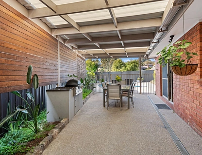7 Spring Hill Drive, Spring Gully, VIC 3550, 4 Kuwarto, 2 Banyo, House