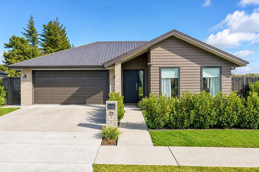Leamington 3 Bedroom A Signature Home with a Sense of Place