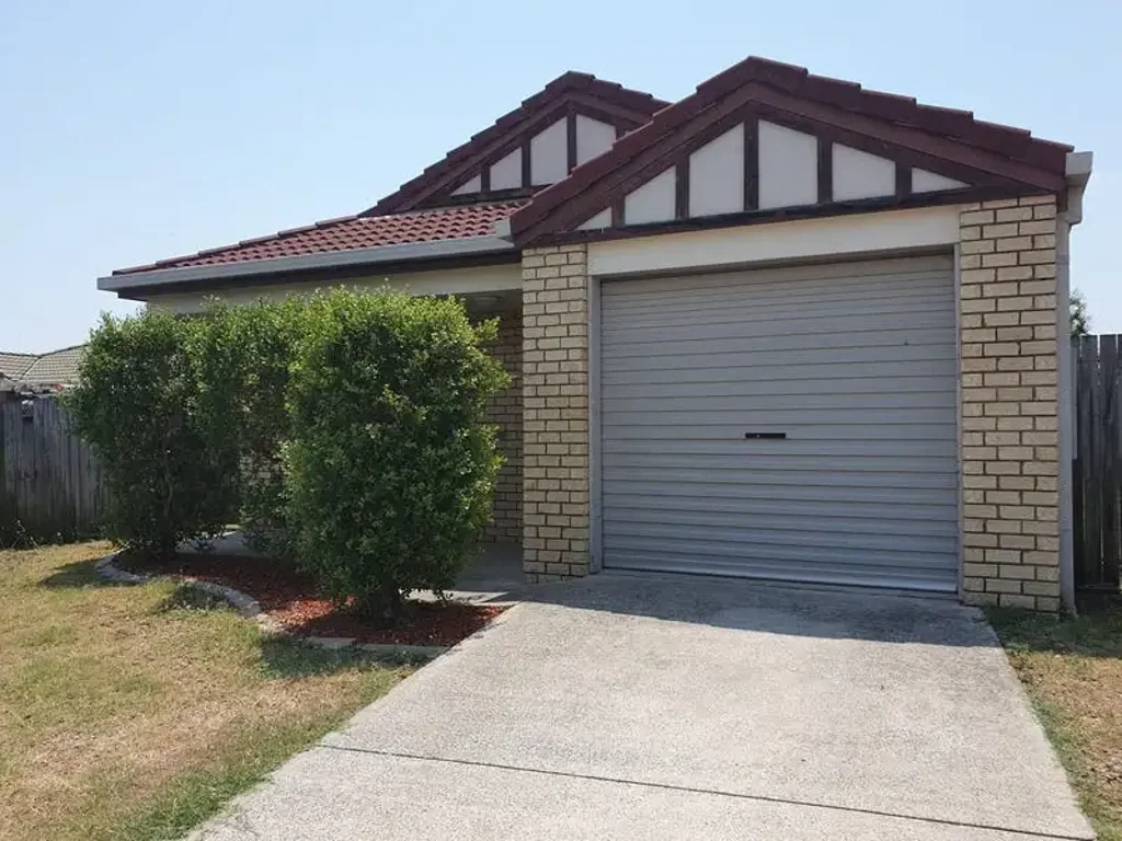 Relaxed Bayside Lifestyle – Move-In Ready