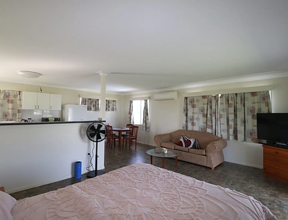 19 Long Pocket Road, Long Pocket, Townsville, 4 Bedrooms, 1 Bathrooms, Lifestyle Section