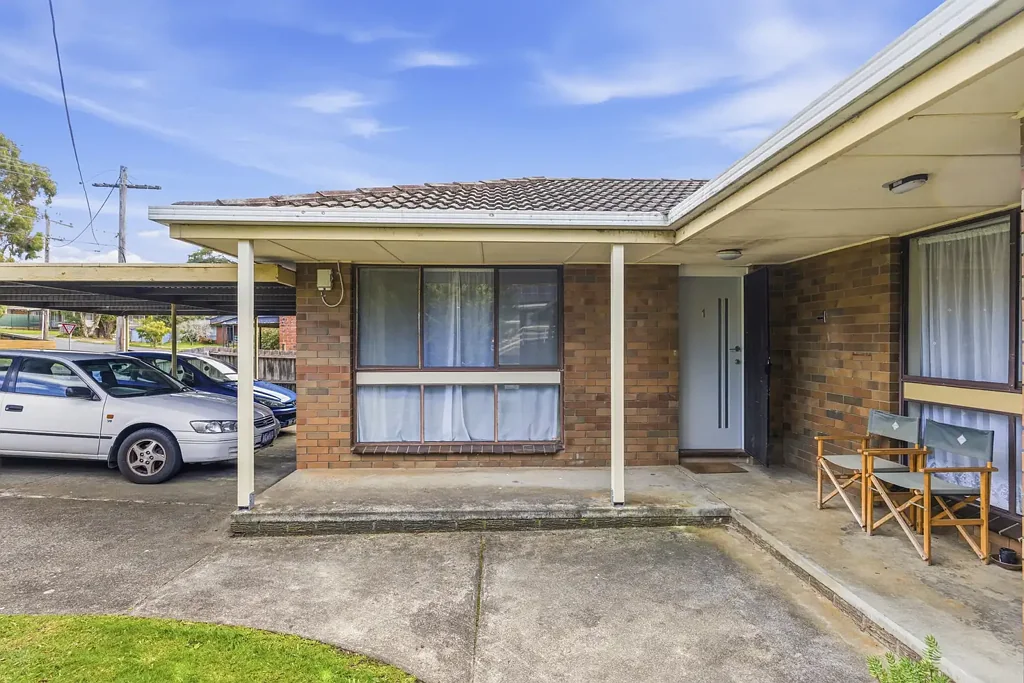 Mount Clear 2房  Low-Maintenance Living in a Prime Mount Clear Location