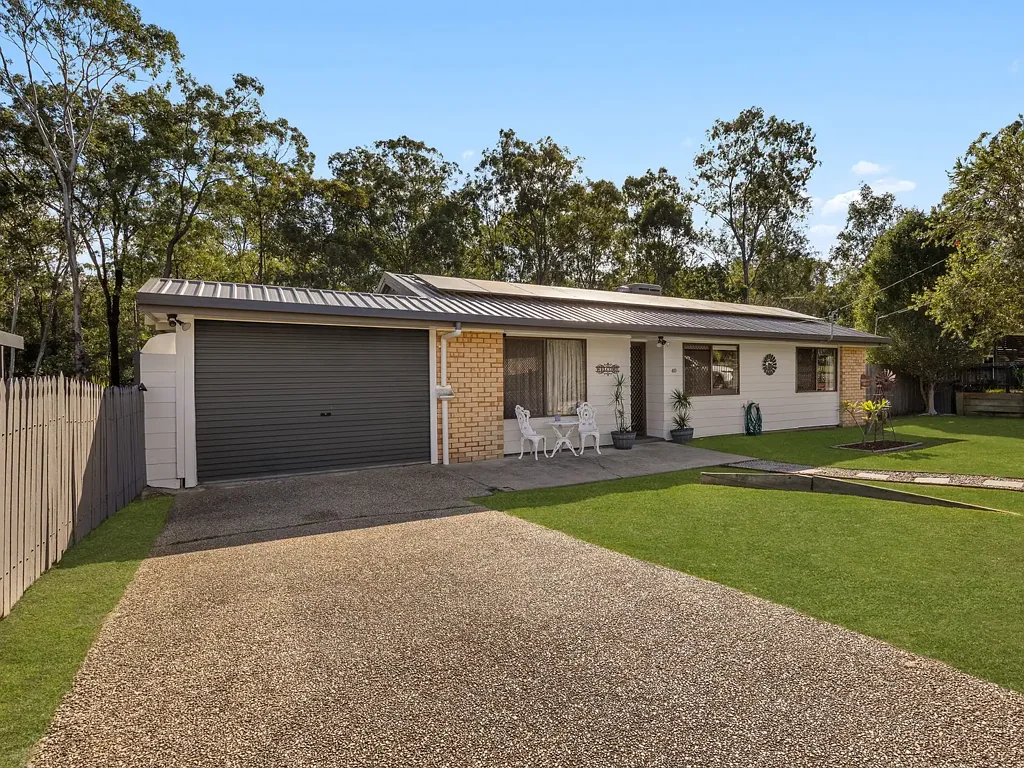 Brassall 3 Slaapkamer Family Living with a Bushland Backdrop
