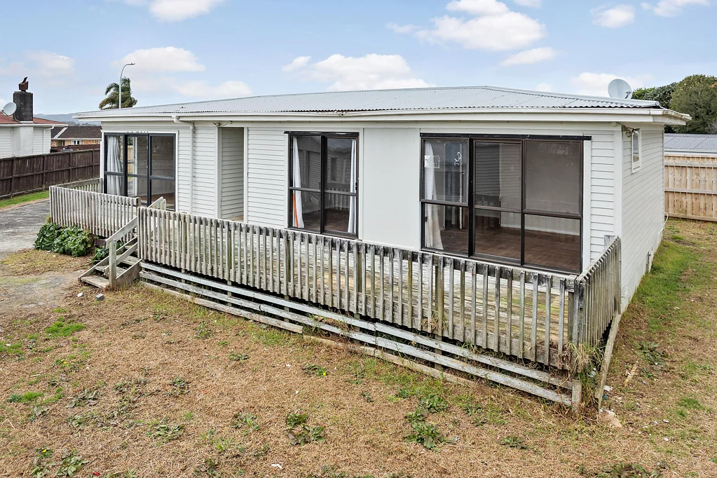 Manurewa 3Kwarto Under offer - Look beyond what you see