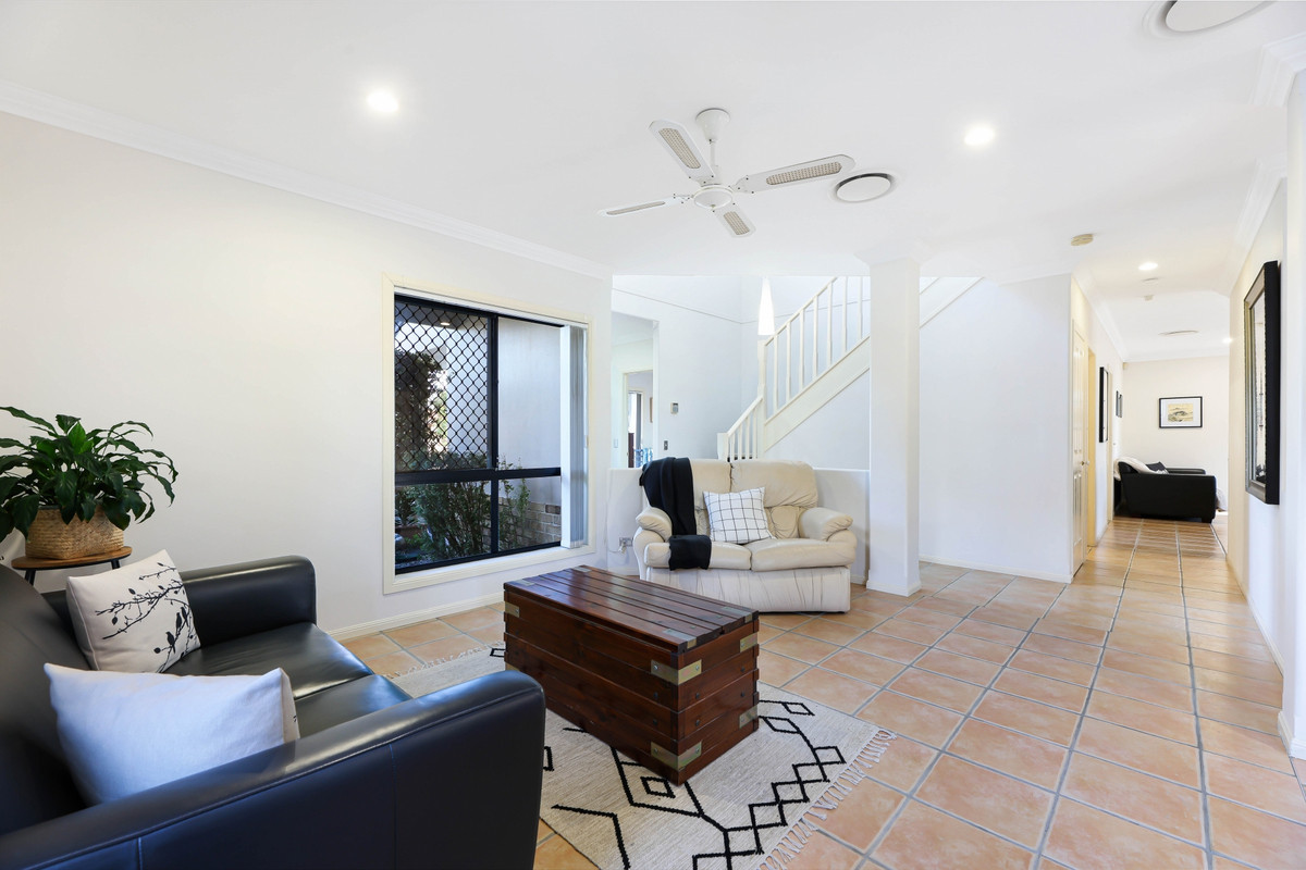 87 HONEYEATER DR, BURLEIGH WATERS QLD 4220, 0 ห้องนอน, 0 ห้องน้ำ, House