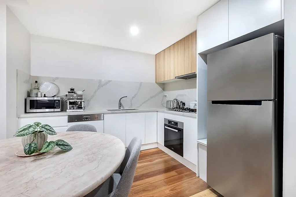 Modern apartment in brilliant location