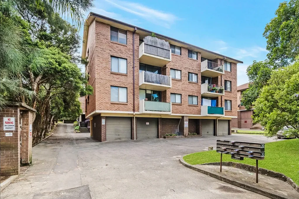 Modern 2-Bedroom Unit with Garage