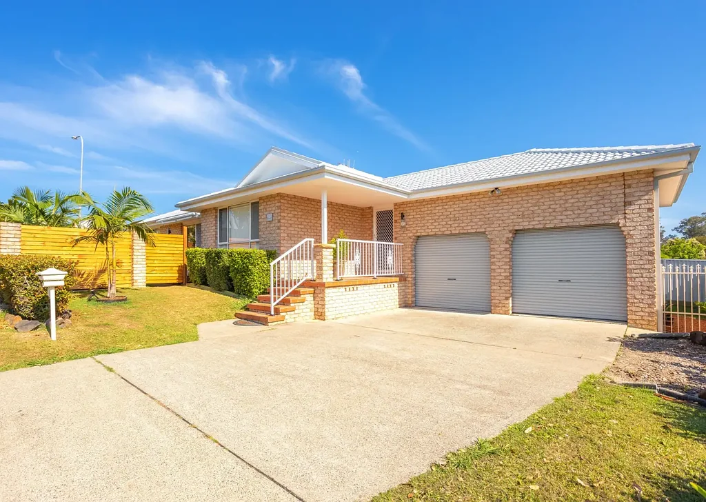 1 Gannet Crescent, Old Bar, NSW 2430