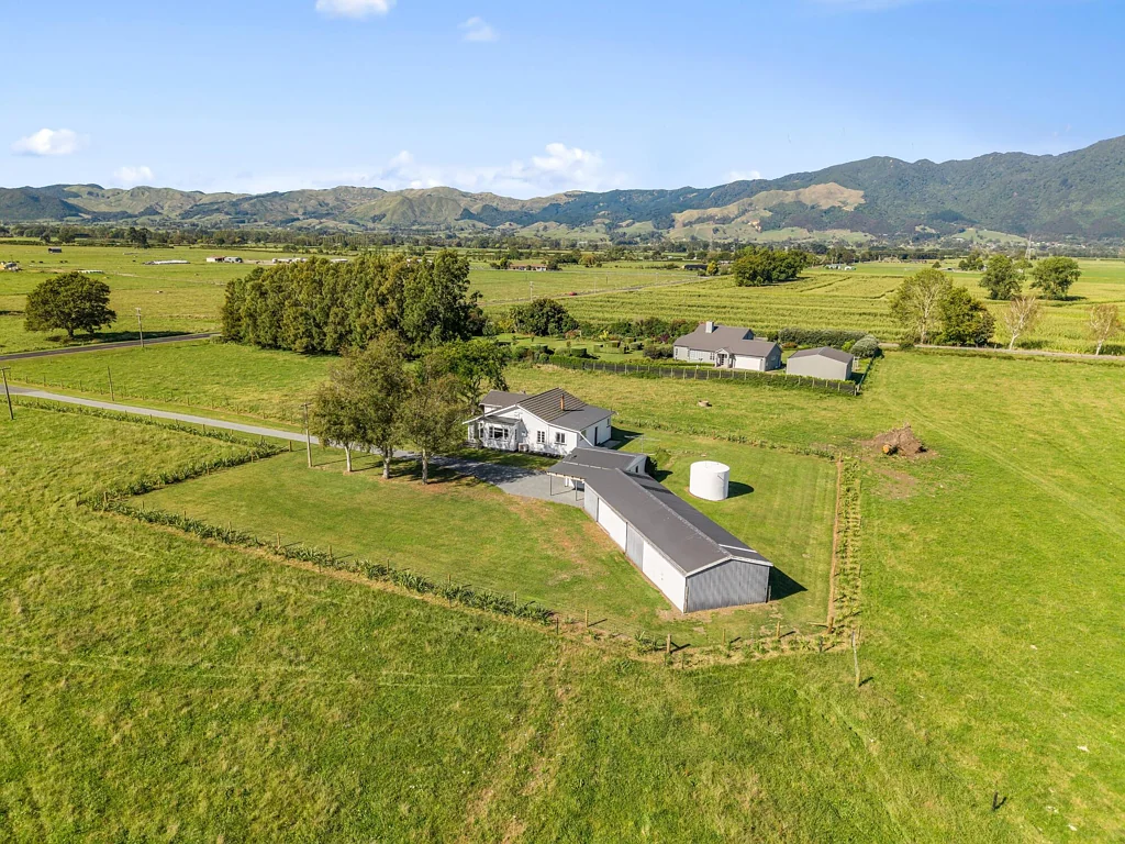 Te Aroha Beautiful views, beautiful living, big shed